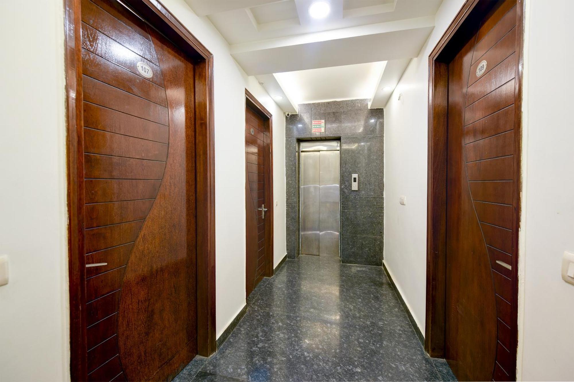 Hotel Sohana Palace Near New Delhi Railway Station And Connaught Place Экстерьер фото